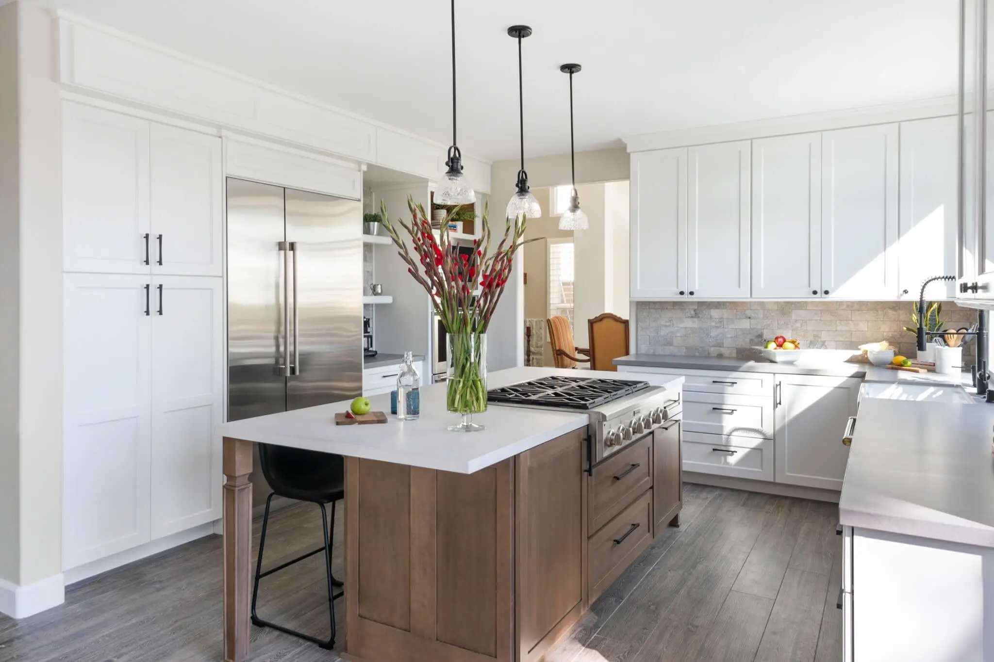 General Contractor Bee Cave creating personalized kitchen and bath remodels for stylish, functional living spaces.