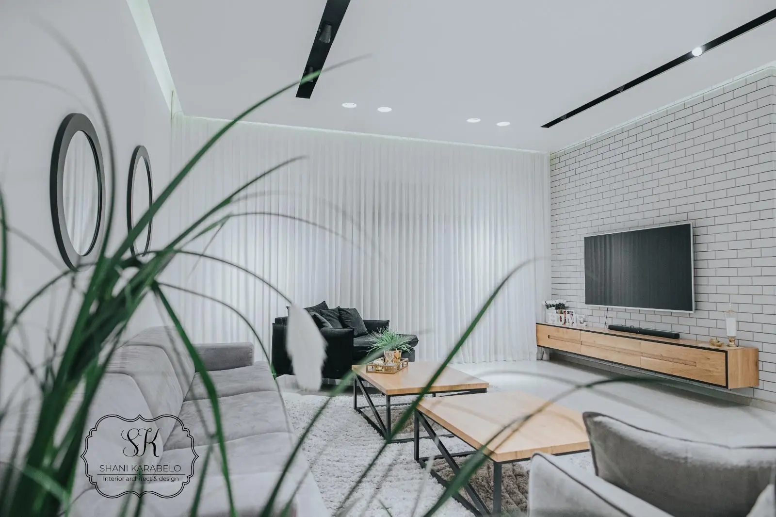 General Contractor Lytton Springs handling expert interior renovation projects for style, comfort, and quality finishes