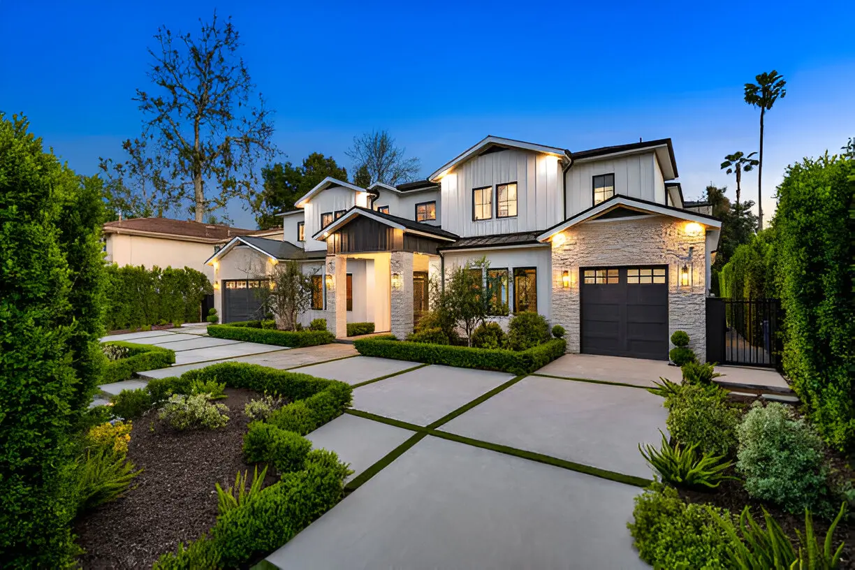 Home remodeling with an open-concept layout completed by ATX Construction & Remodeling General Contractor in Austin.
