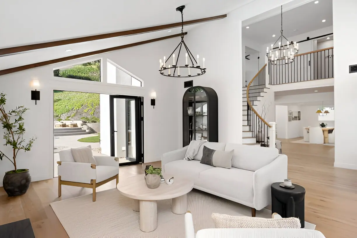 General Contractor Buda delivering expert home remodeling services with premium materials and superior craftsmanship.